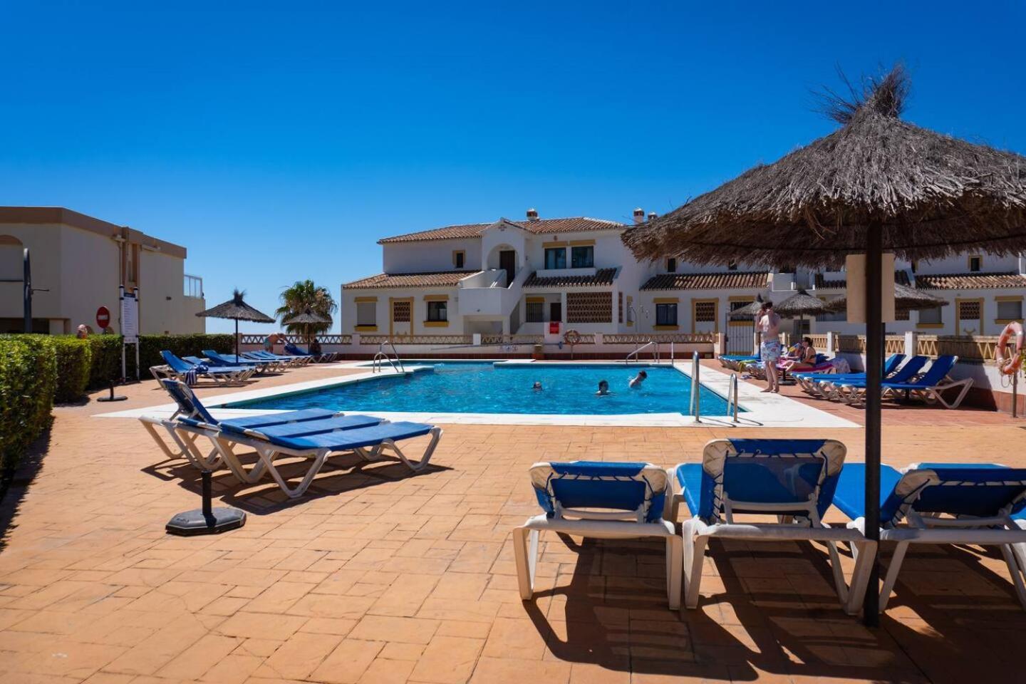 Modern Beachside Flat In Wyndham Costa Del Sol Vakantiehuis