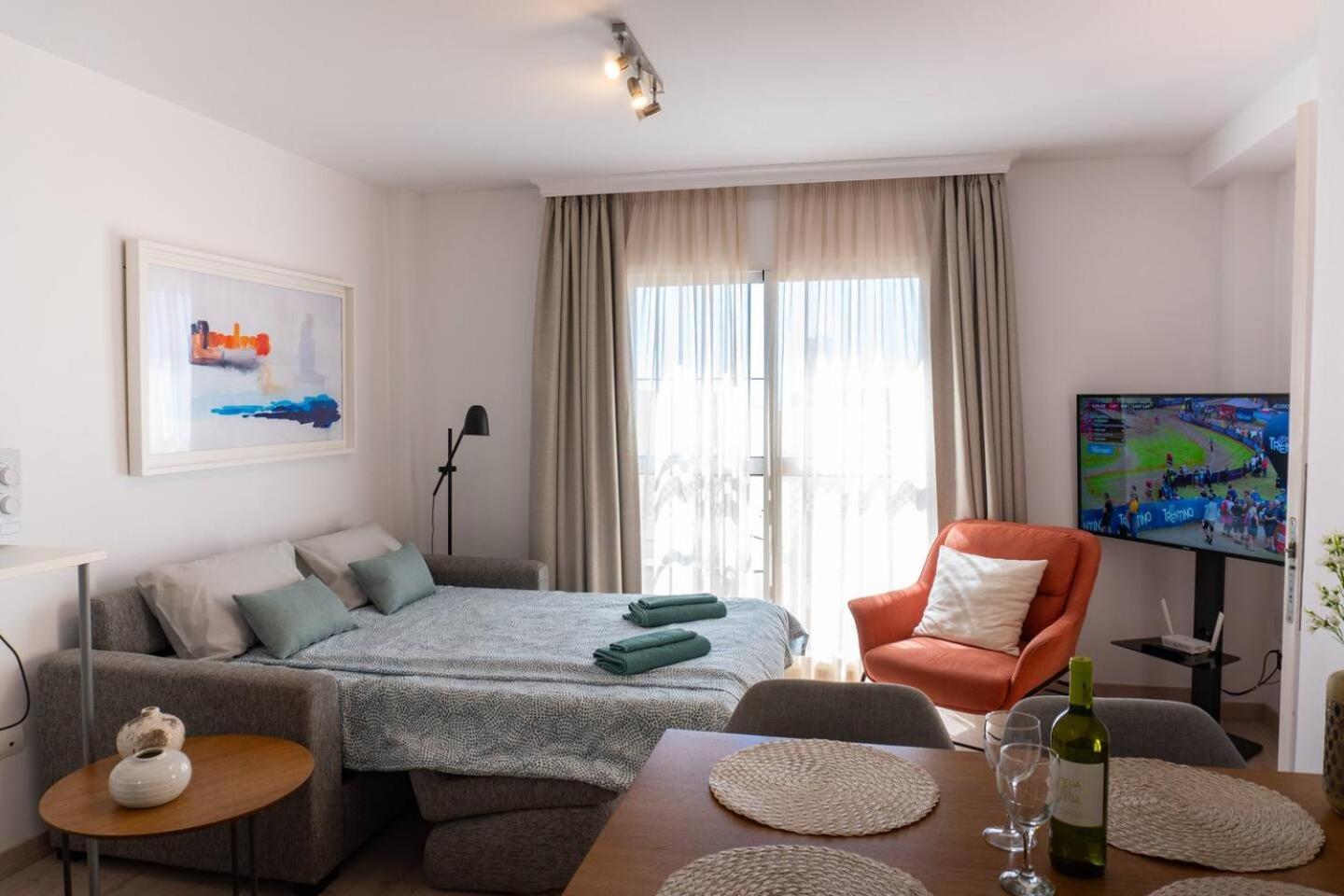 Modern Beachside Flat In Wyndham Costa Del Sol Сasa de vacaciones Málaga
