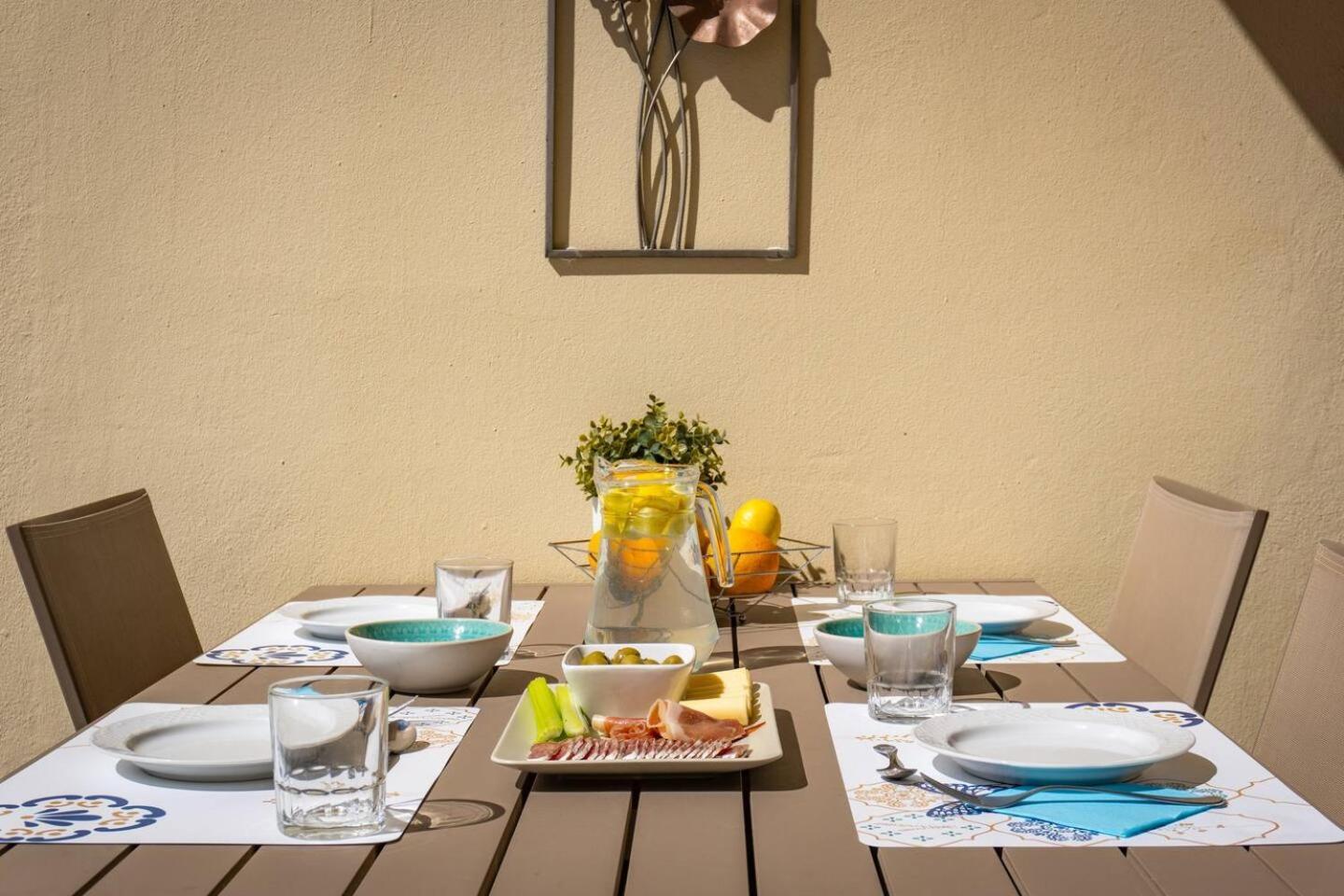 Сasa de vacaciones Modern Beachside Flat In Wyndham Costa Del Sol *